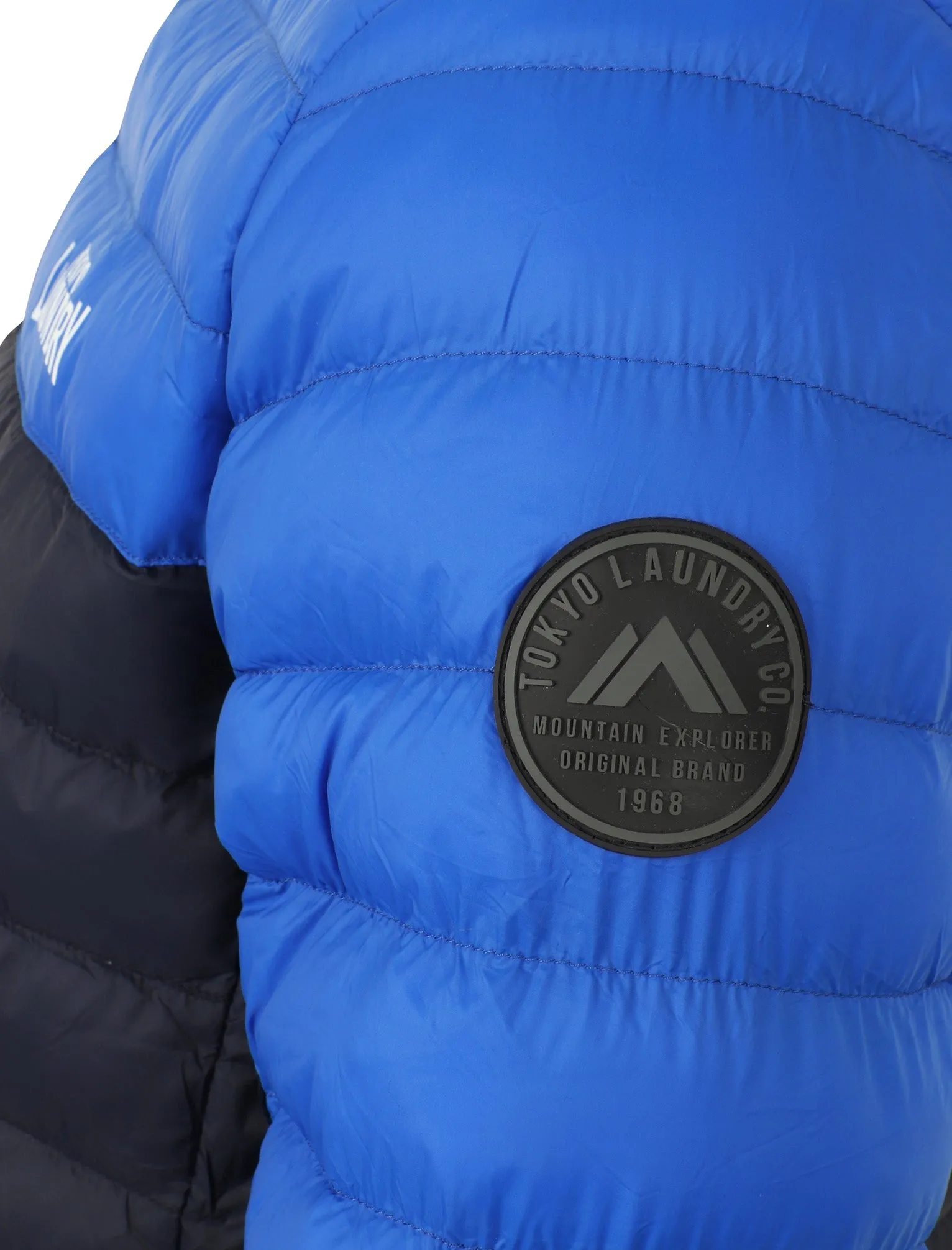 Aksel Colour Block Quilted Puffer Jacket with Hood In True Navy - Tokyo Laundry